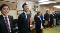 大爆笑